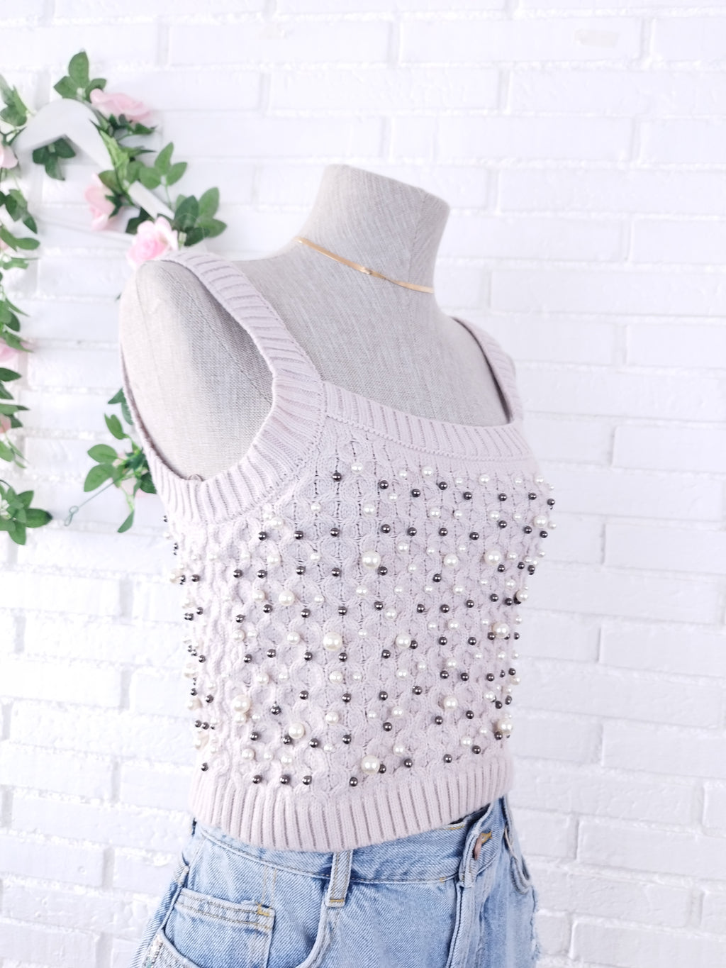 Kombiniert mit ZARA-Cardigan + Top-Punto Trenzado con Perlas