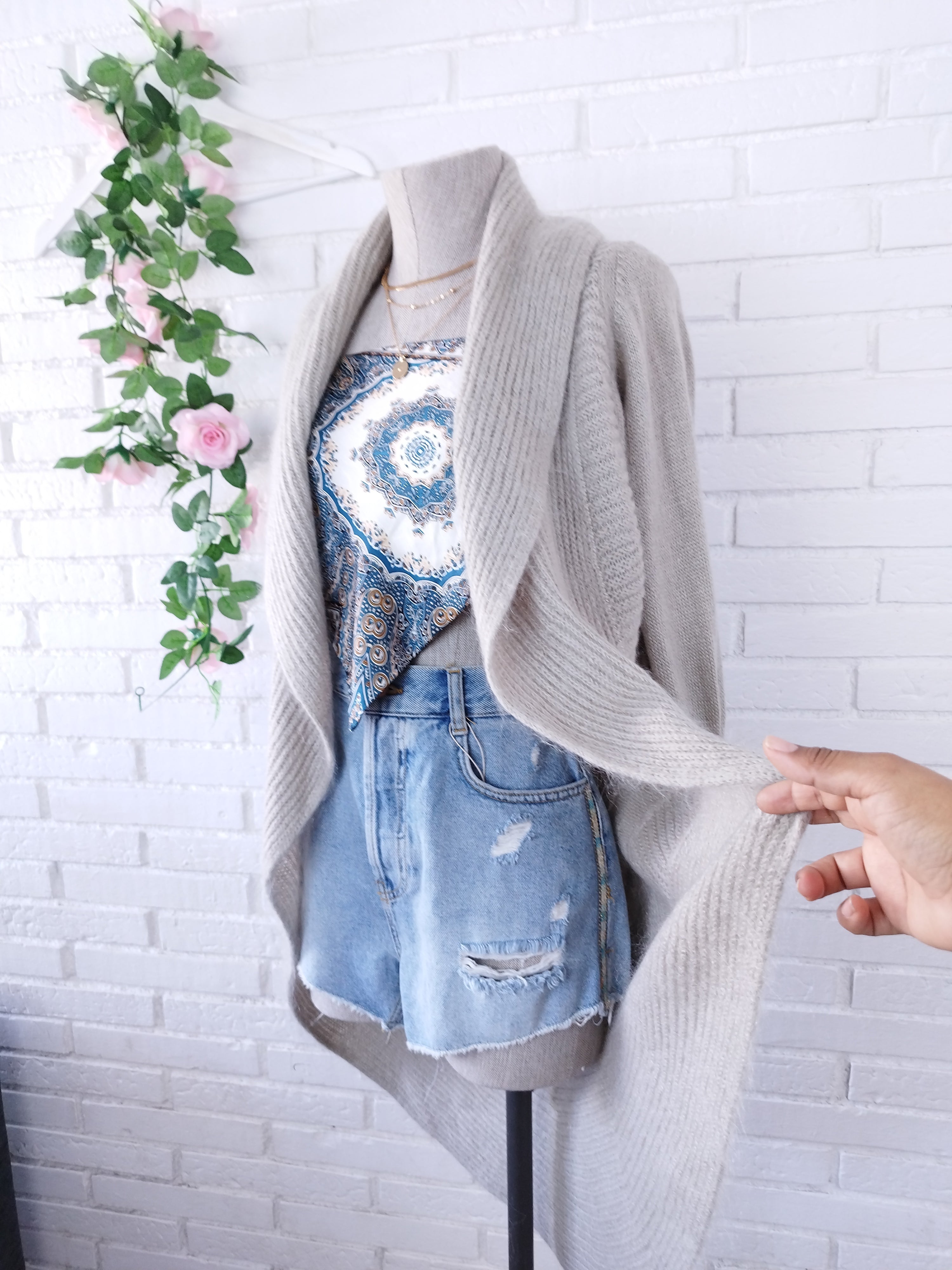 Vintage langer Cardigan – Wollmischung, offene Vorderseite, Jacquard-Rücken, exzellenter Zustand