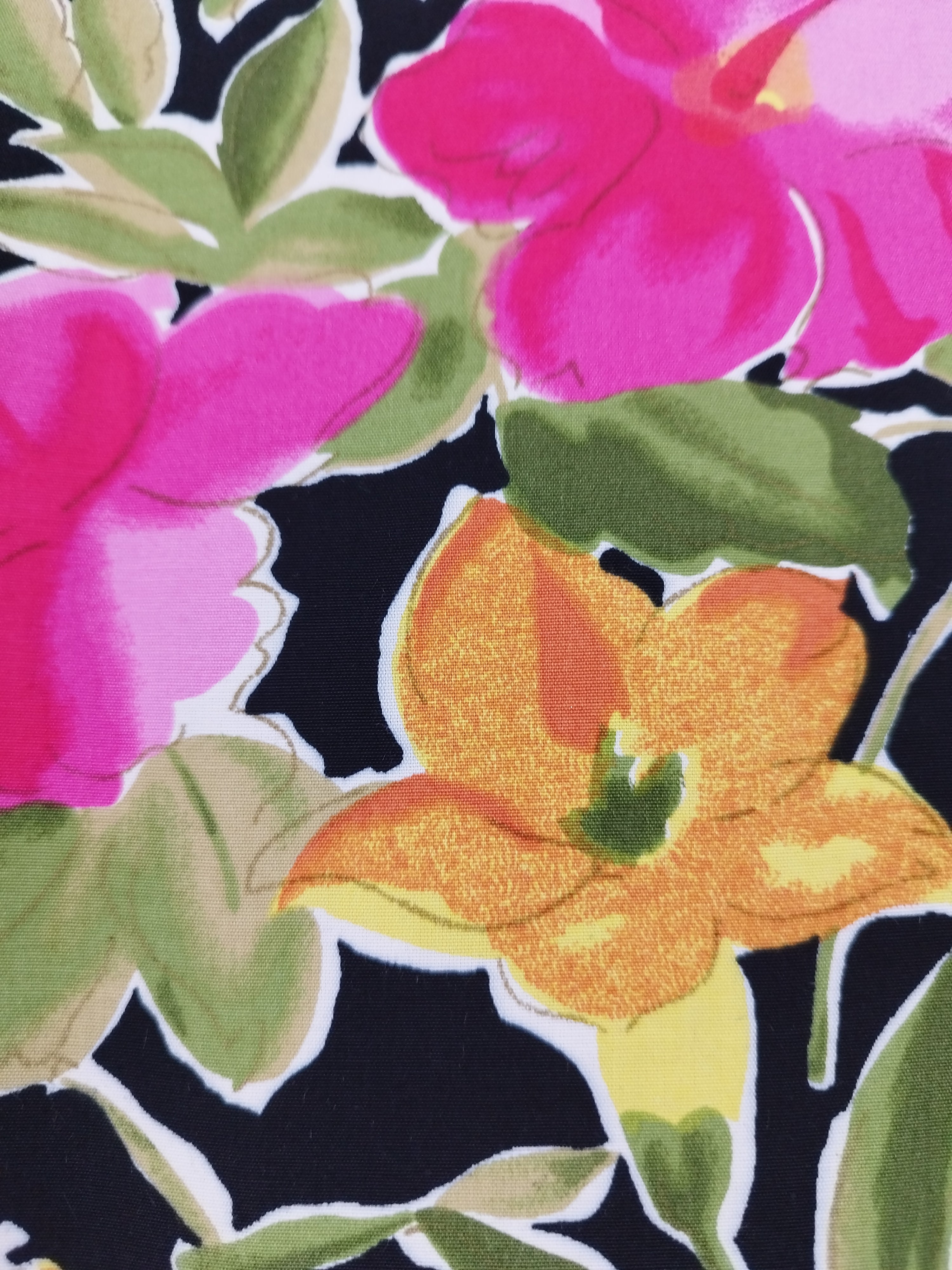 Vintage-Bluse aus den 90ern – kurze Ärmel, eckiger Ausschnitt und sommerliches Blumenmuster