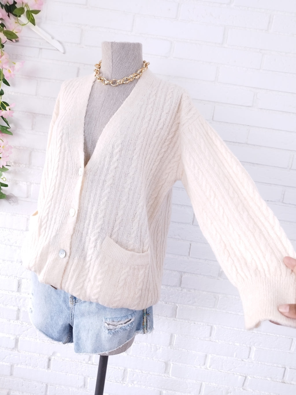 Strickjacke MANGO mit Lama Largo Punto Trenzado