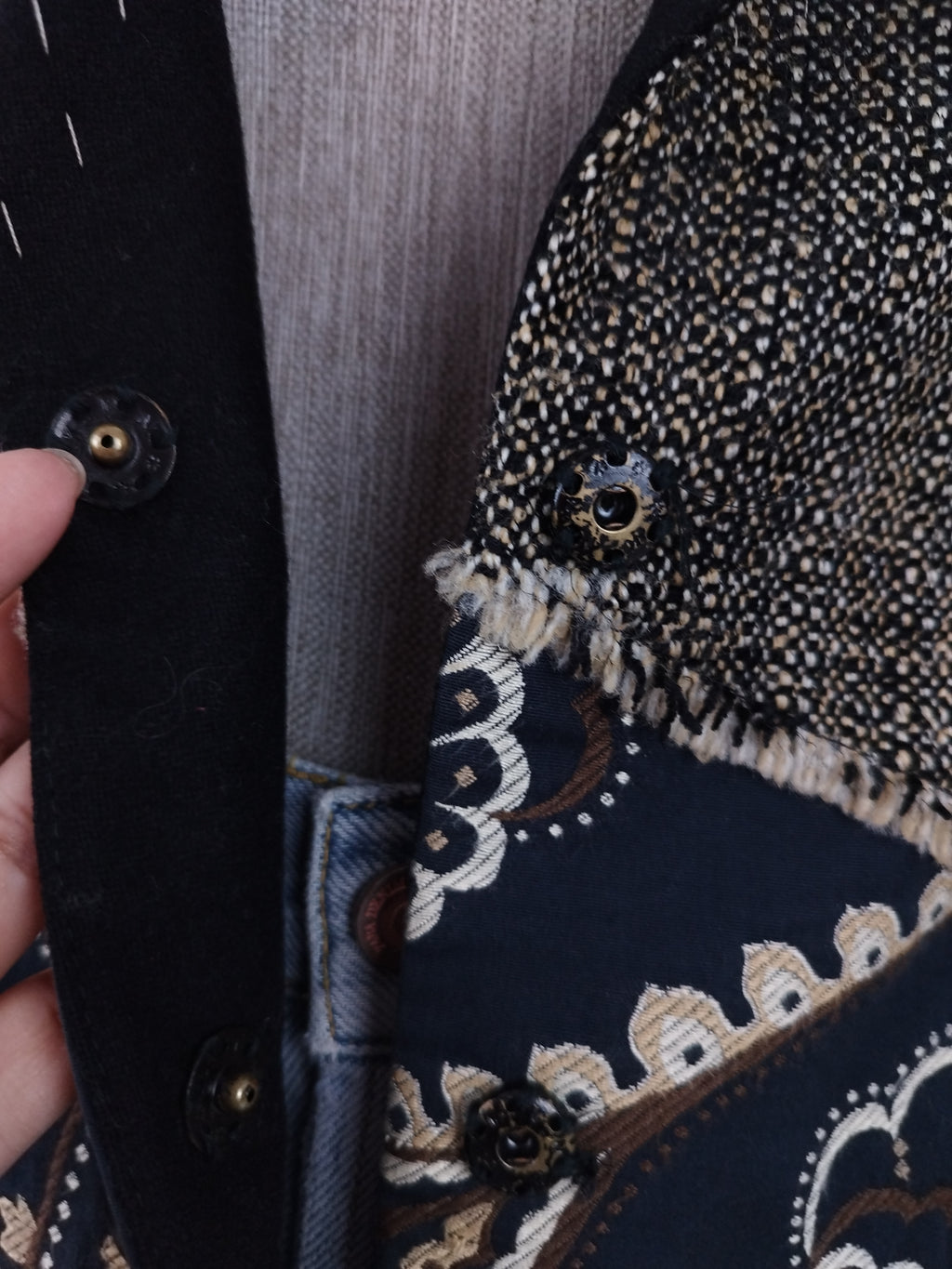 Vintage  Y2K Patchwork Blazer — Mixed Textures, Embroidery & Classic Cut