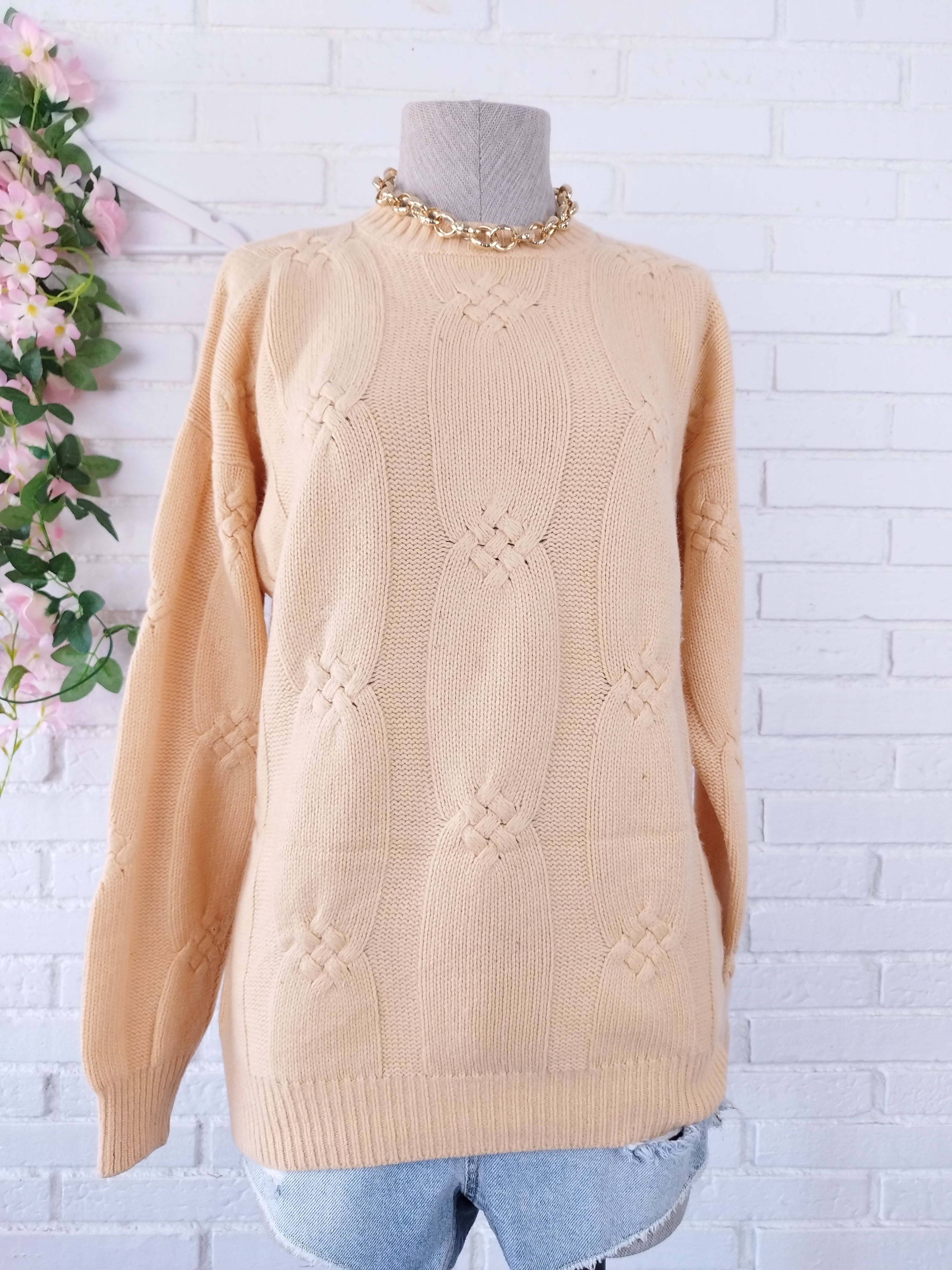 Vintage 90s Cashmere Knit Sweater — Made in Italy, Round Neck & Cable Design