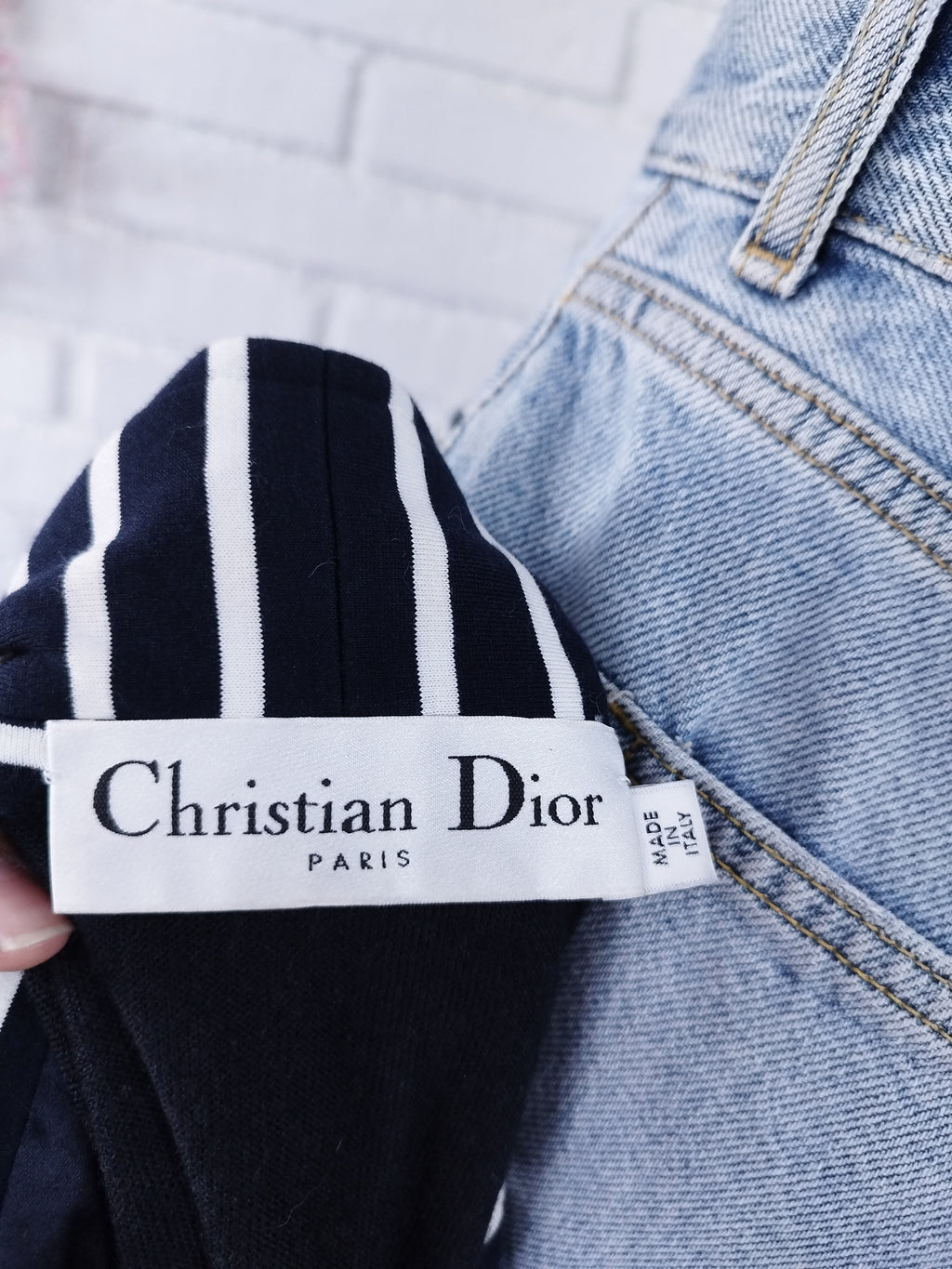 Christian Dior Blazer – Klassischer Schnitt, gestreifte Vorderseite, Baumwoll-Woll-Seide-Mischgewebe
