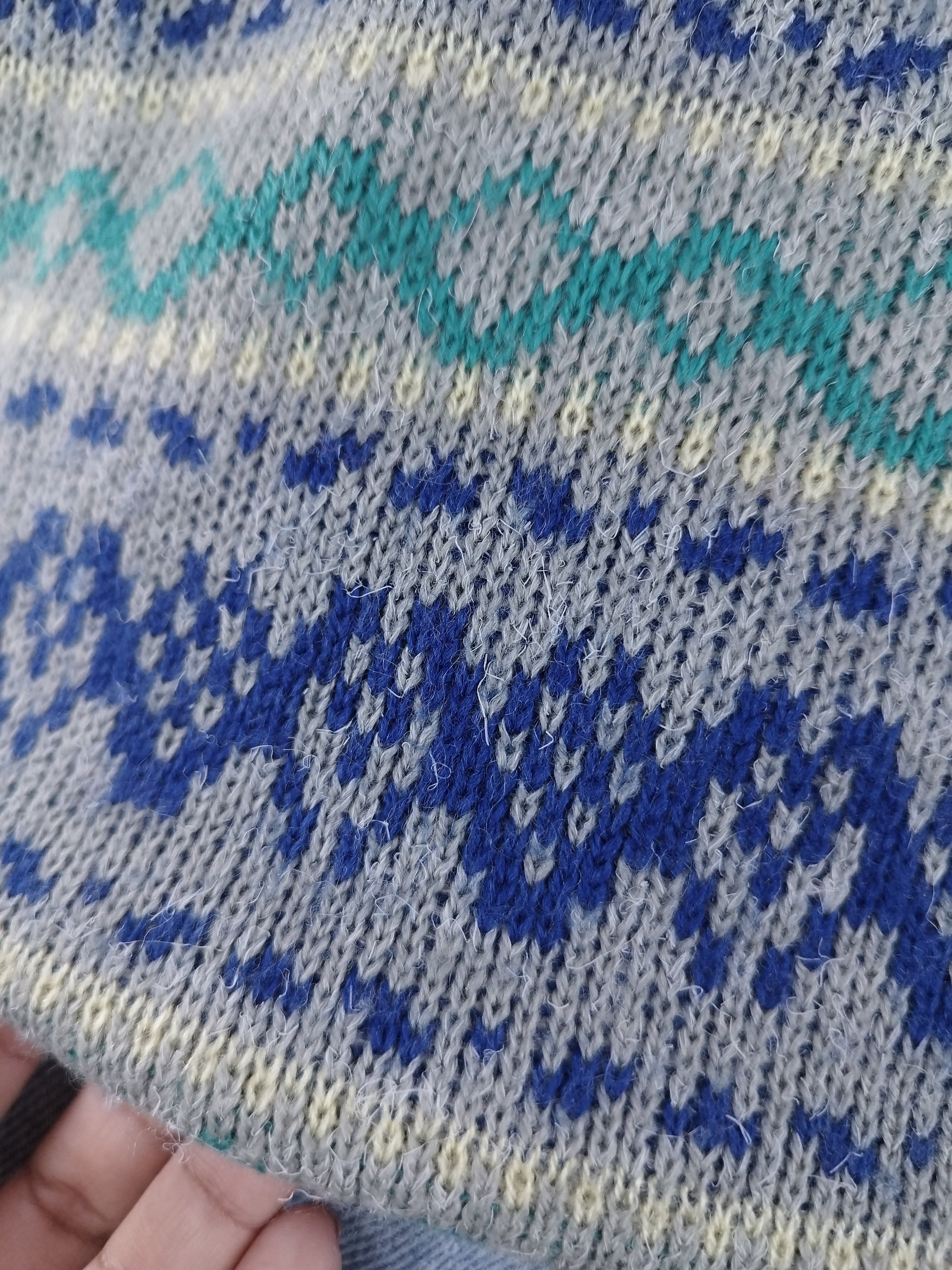 Vintage Wollstrickpullover aus den 90er-Jahren – Hergestellt in Italien, Polokragen &amp; nordischer Jacquard