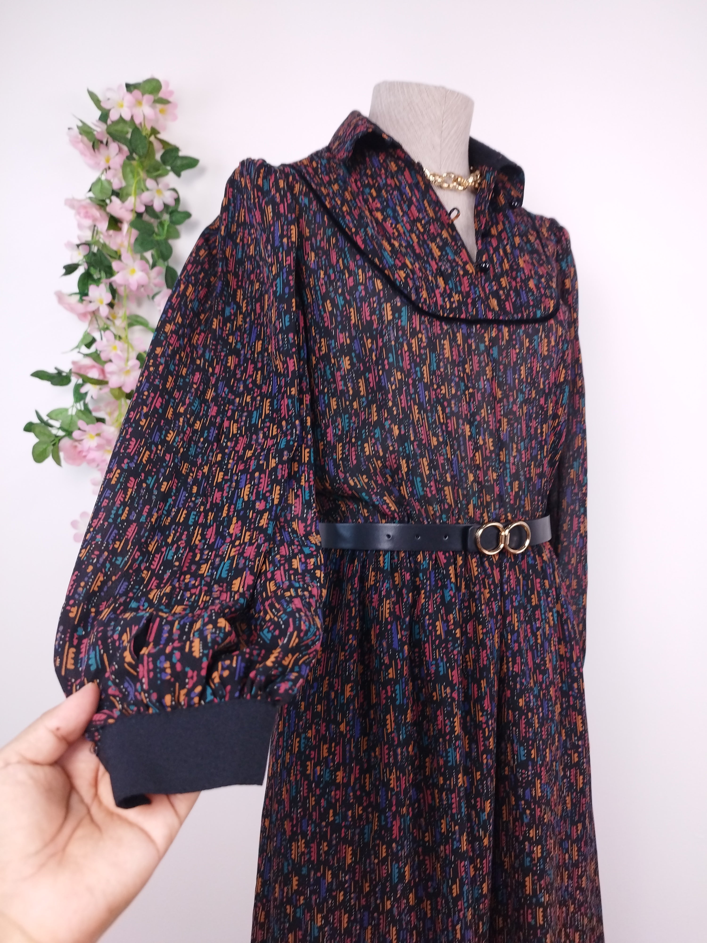 Vintage Hemdkleid aus den 80er Jahren – Lange Ärmel, elastischer Bund, fließender Print &amp; hervorragender Zustand