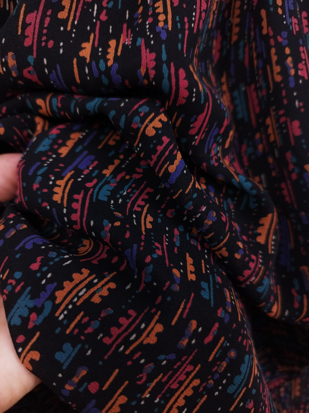 Vintage 80s Shirt Dress — Long Sleeves, Elastic Waist, Fluid Print & Excellent Condition