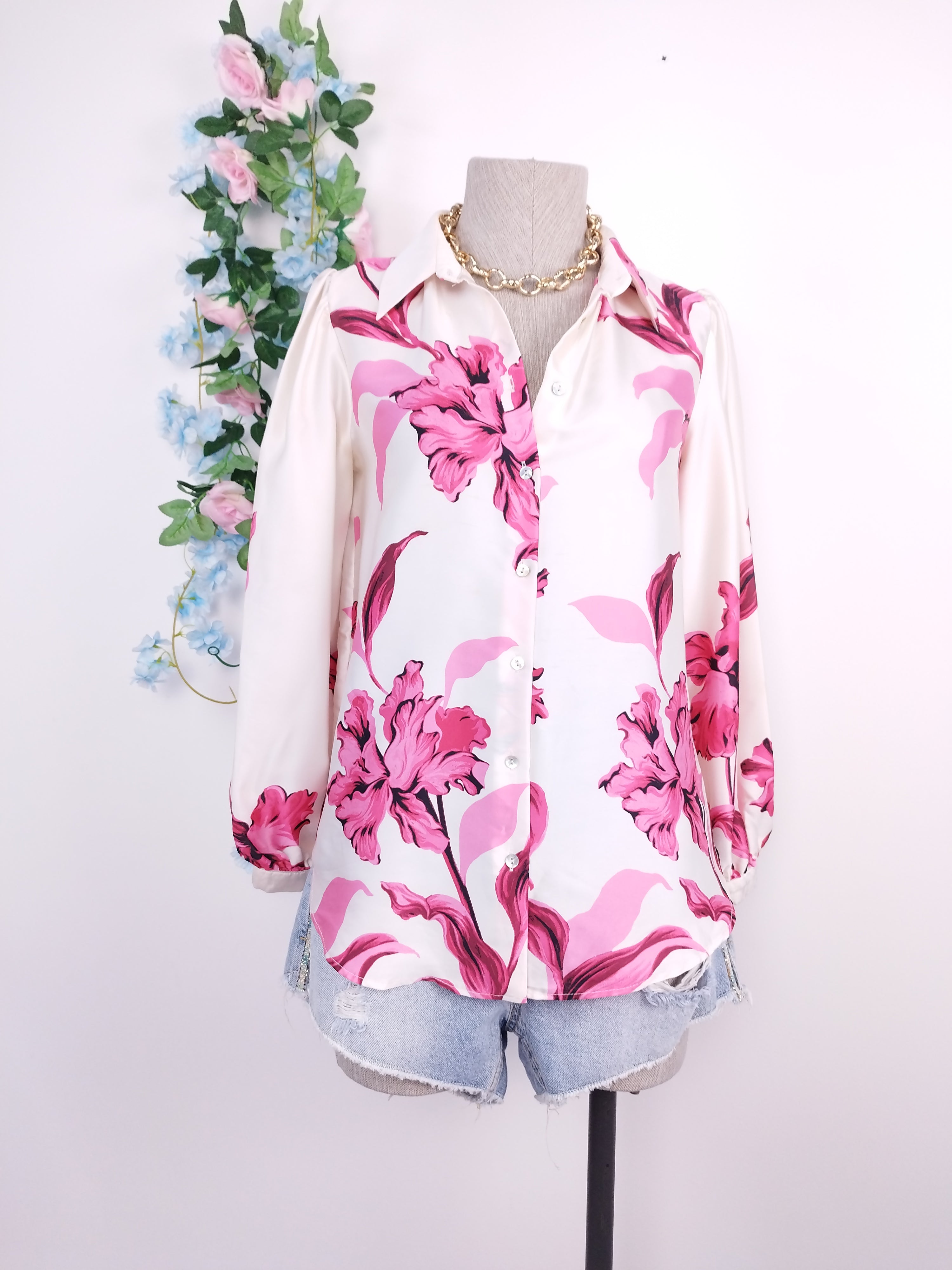 Blusa ZARA Satinada Flores Manga Larga