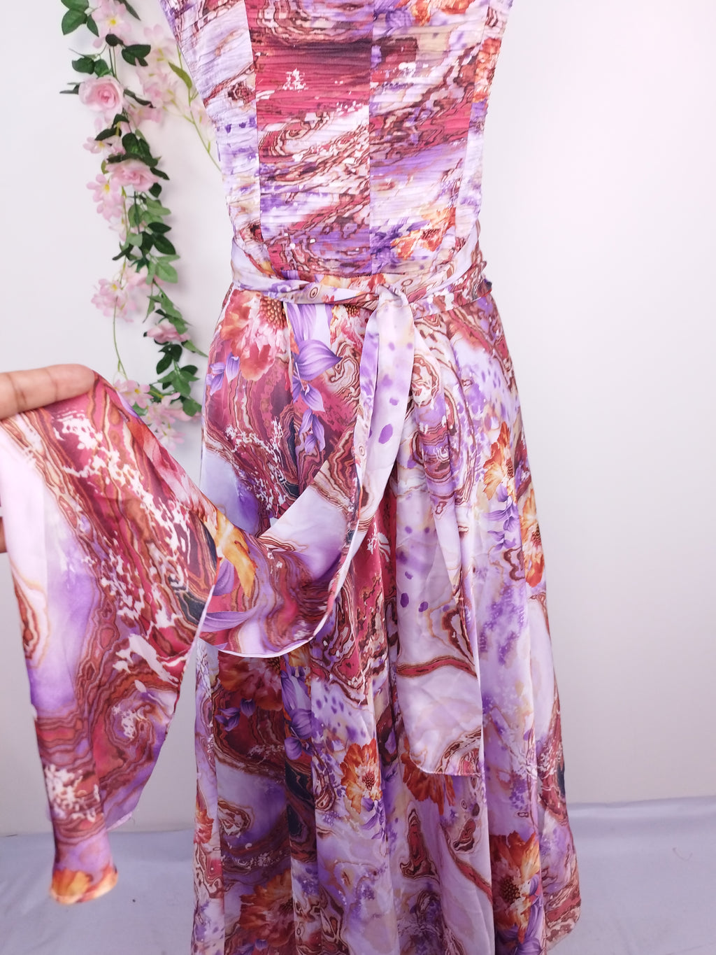 Floral satin Y2K maxi dress — Vintage 2000s structured bustier gala