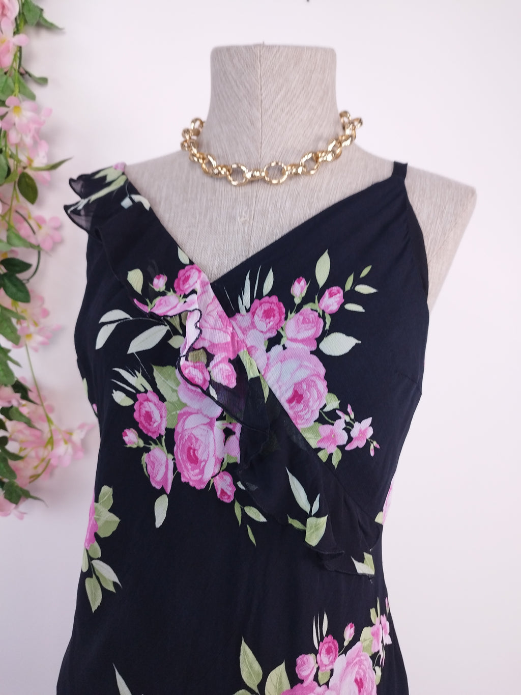 Black Y2K floral chiffon dress — Pink roses & polka-dot ruffles